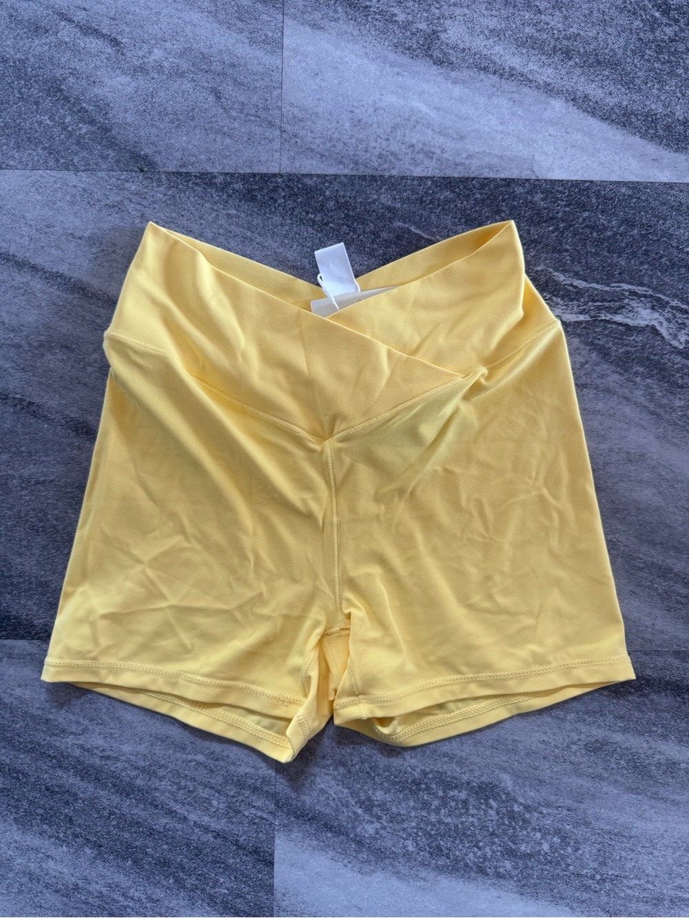 HALARA Lemon Yellow High-Waist Bike Shorts